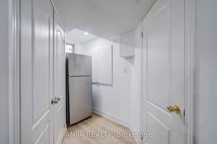 Photo 40 at 74 Hammersly Boulevard, Wismer, Markham