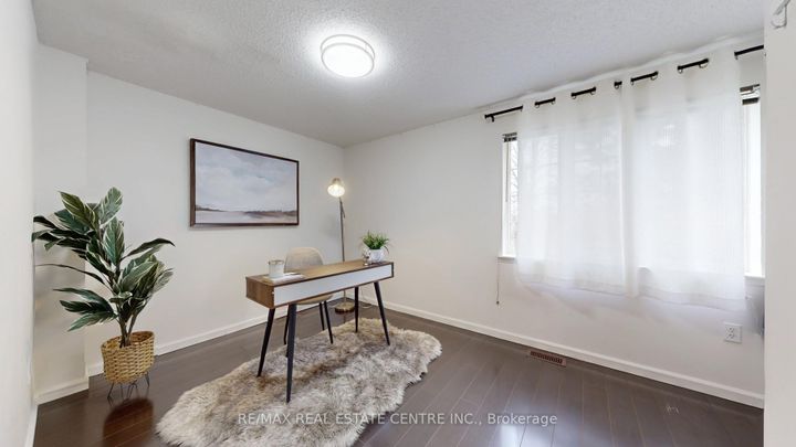 Photo 22 at 12 - 80 Strathaven Drive, Hurontario, Mississauga