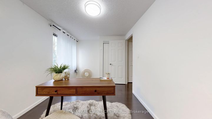 Photo 25 at 12 - 80 Strathaven Drive, Hurontario, Mississauga