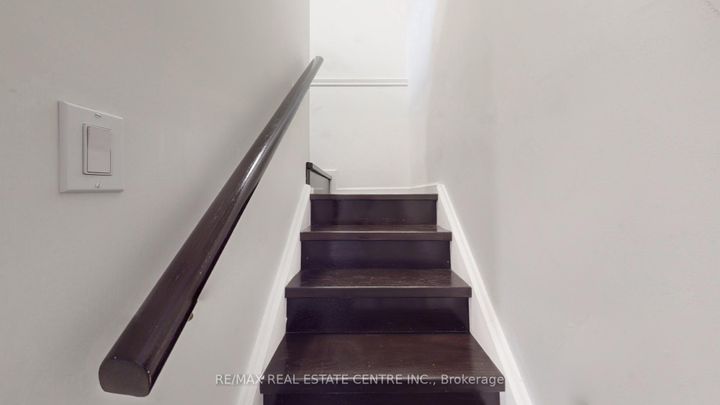 Photo 28 at 12 - 80 Strathaven Drive, Hurontario, Mississauga