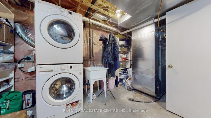 Photo 44 at 12 - 80 Strathaven Drive, Hurontario, Mississauga