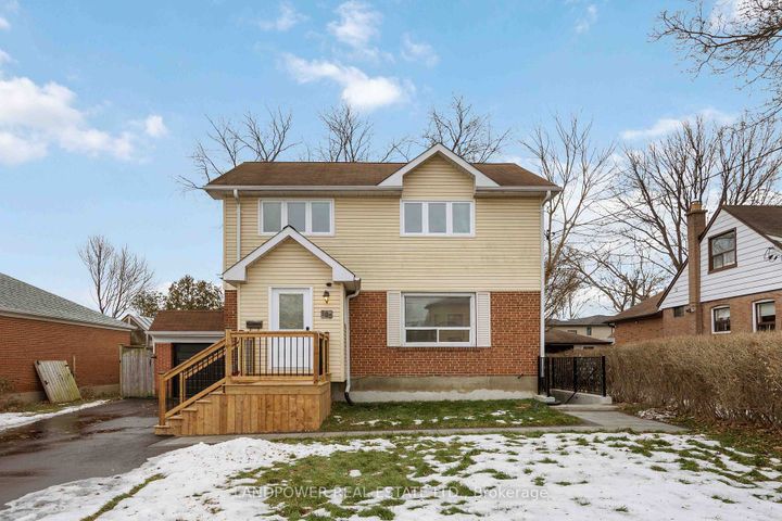 Photo 2 at 195 Phyllis Avenue, Cliffcrest, Toronto