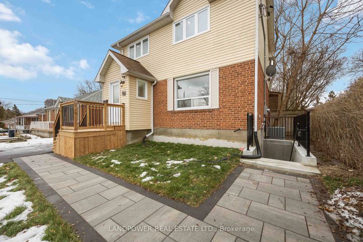 Photo 3 at 195 Phyllis Avenue, Cliffcrest, Toronto