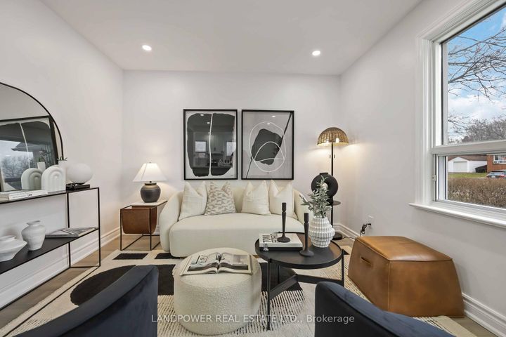 Photo 5 at 195 Phyllis Avenue, Cliffcrest, Toronto