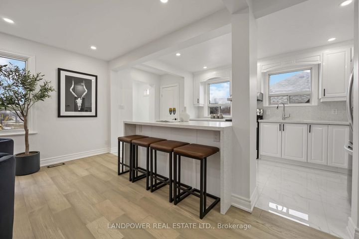 Photo 16 at 195 Phyllis Avenue, Cliffcrest, Toronto