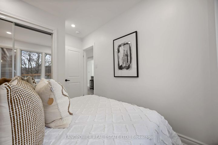 Photo 20 at 195 Phyllis Avenue, Cliffcrest, Toronto