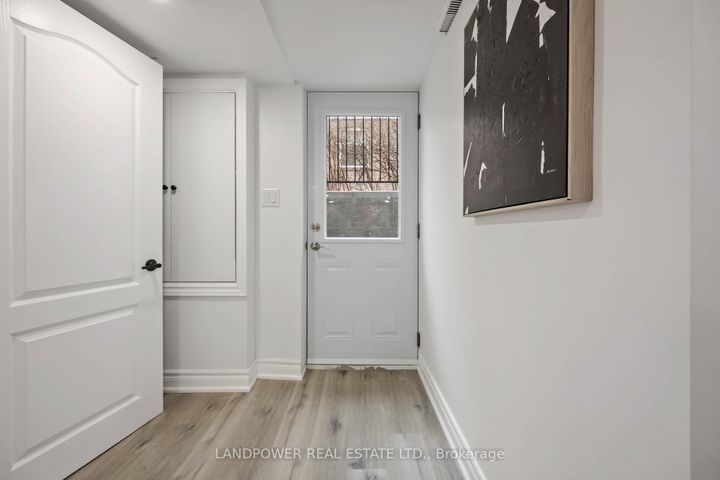 Photo 33 at 195 Phyllis Avenue, Cliffcrest, Toronto