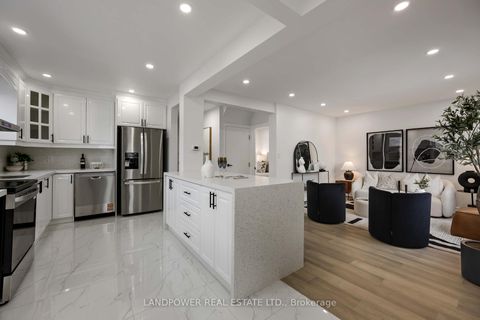 Photo 13 at 195 Phyllis Avenue, Cliffcrest, Toronto