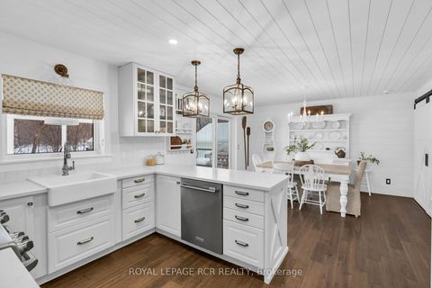 Photo 11 at 36 Marie Street, Sutton & Jackson's Point, Georgina