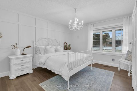 Photo 14 at 36 Marie Street, Sutton & Jackson's Point, Georgina