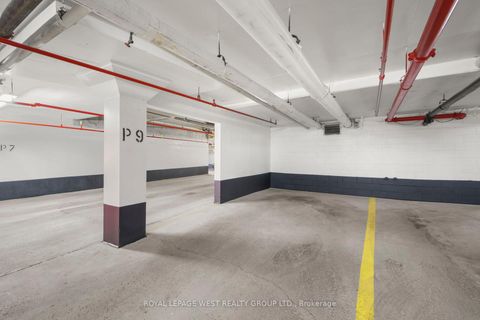 Photo 25 at 805 - 326 Major Mackenzie Drive E, Crosby, Richmond Hill