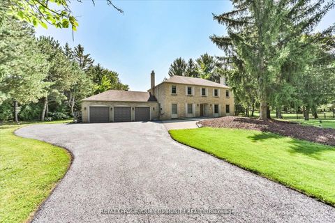 Photo 1 at 7 Skyview Lane, Aurora Estates, Aurora