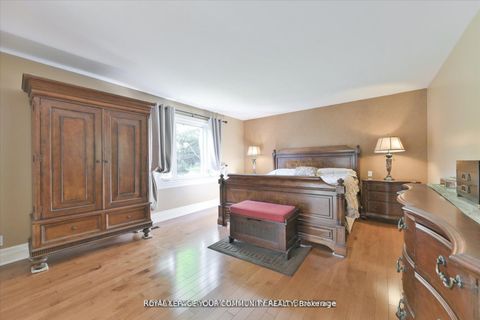 Photo 17 at 7 Skyview Lane, Aurora Estates, Aurora