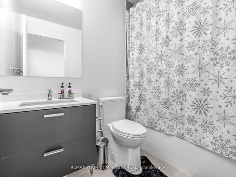 Photo 4 at 1510 - 30 Upper Mall Way, Brownridge, Vaughan