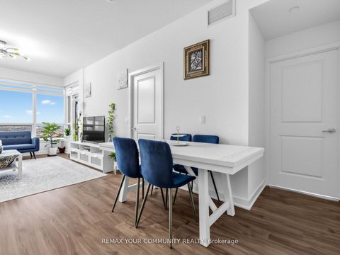 Photo 7 at 1510 - 30 Upper Mall Way, Brownridge, Vaughan