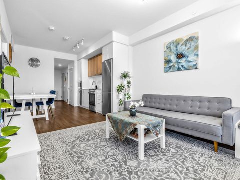 Photo 15 at 1510 - 30 Upper Mall Way, Brownridge, Vaughan