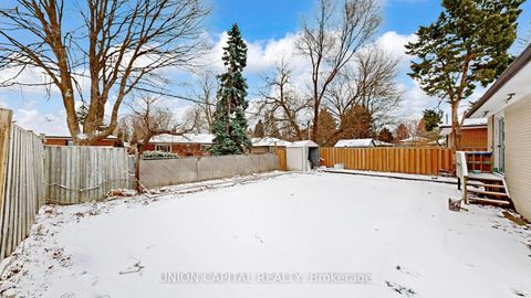 Photo 16 at 3 Valia Road, West Hill, Toronto