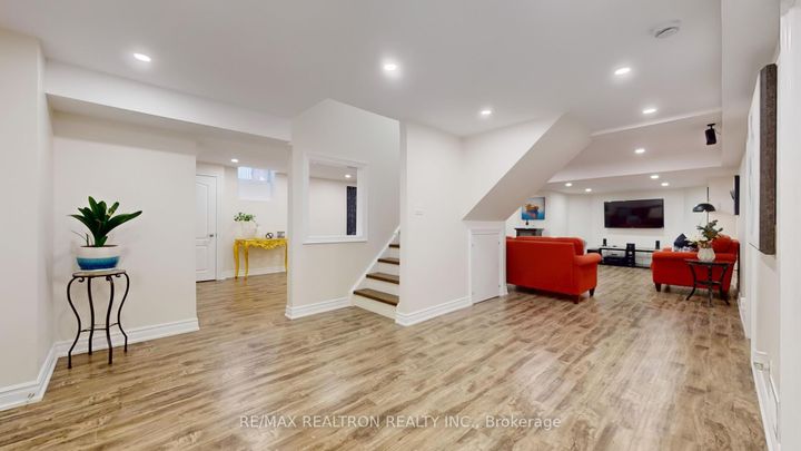 Photo 35 at 275 Sunset Beach Road, Oak Ridges Lake Wilcox, Richmond Hill