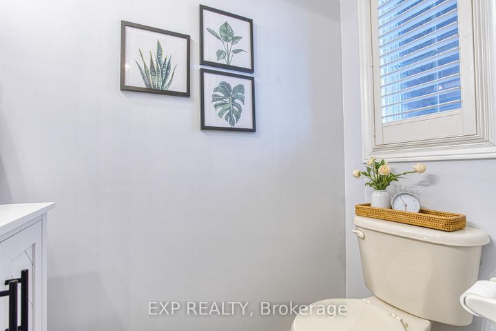 Photo 4 at 114 Marina Point Crescent, Winona Park, Hamilton