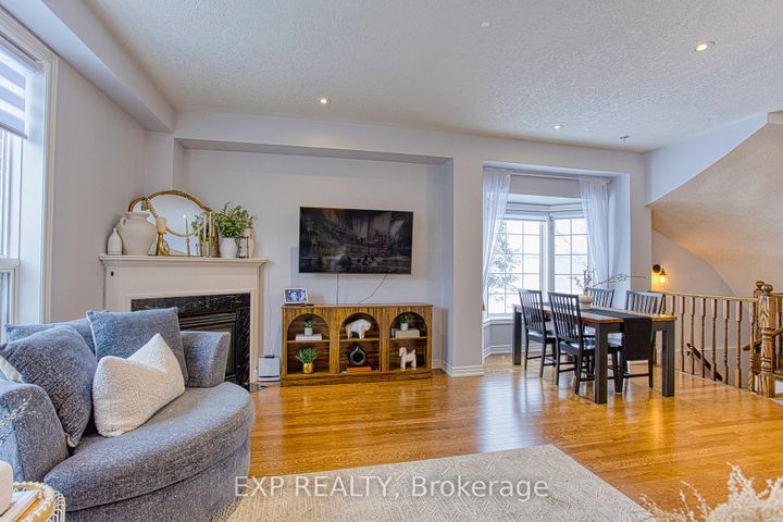 Photo 19 at 114 Marina Point Crescent, Winona Park, Hamilton