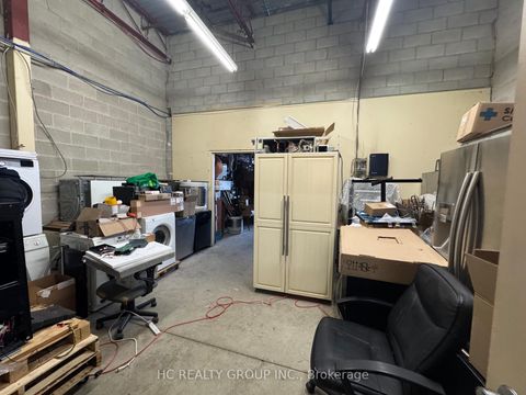 Photo 7 at 16 - 3300 Steeles Avenue W, Concord, Vaughan