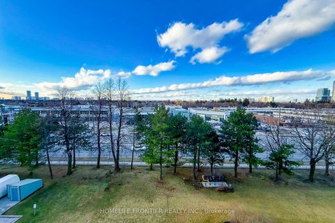 Photo 14 at 608 - 10 Tangreen Crescent, Newtonbrook West, Toronto