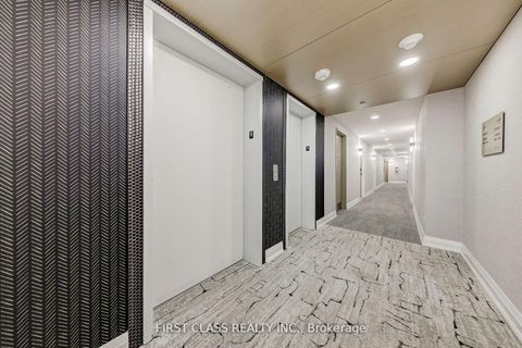 Photo 3 at 904 - 2369 Danforth Avenue, Danforth, Toronto