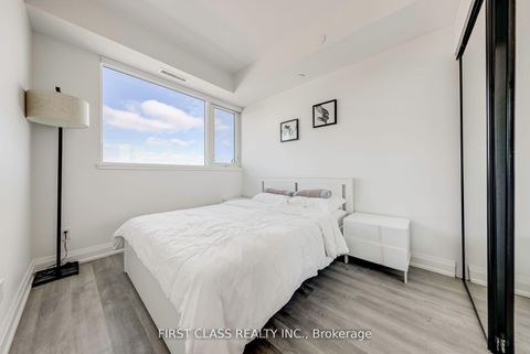 Photo 12 at 904 - 2369 Danforth Avenue, Danforth, Toronto