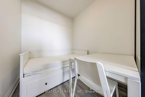 Photo 15 at 904 - 2369 Danforth Avenue, Danforth, Toronto