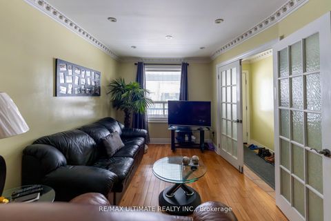 Photo 3 at 120 Rosethorn Avenue W, Pellam Park, Toronto