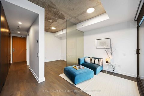 Photo 7 at 1128 - 629 King Street W, Waterfront Communities C1, Toronto