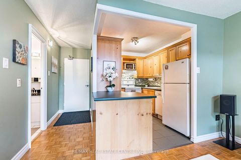 Photo 12 at Ph4/604 - 3625 Lakeshore Boulevard, Long Branch, Toronto