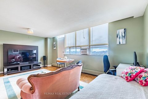 Photo 14 at Ph4/604 - 3625 Lakeshore Boulevard, Long Branch, Toronto