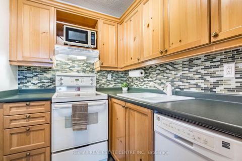 Photo 31 at Ph4/604 - 3625 Lakeshore Boulevard, Long Branch, Toronto