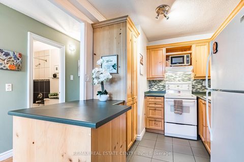 Photo 35 at Ph4/604 - 3625 Lakeshore Boulevard, Long Branch, Toronto