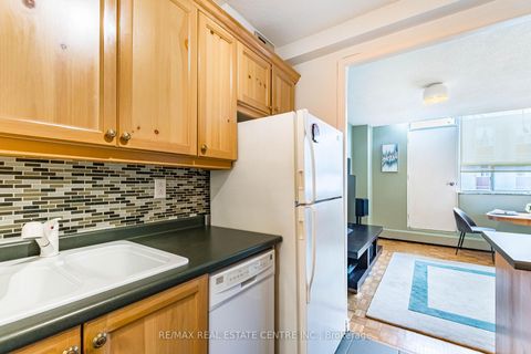 Photo 37 at Ph4/604 - 3625 Lakeshore Boulevard, Long Branch, Toronto