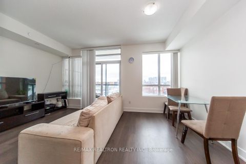 Photo 12 at 624 - 7608 Yonge Street, Yorkhill, Vaughan