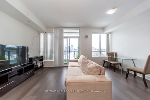 Photo 13 at 624 - 7608 Yonge Street, Yorkhill, Vaughan