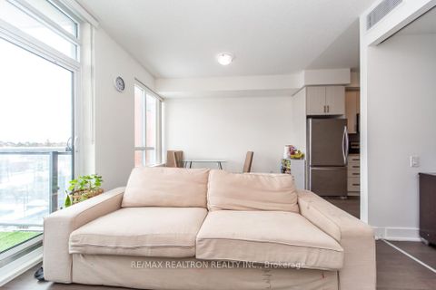 Photo 17 at 624 - 7608 Yonge Street, Yorkhill, Vaughan