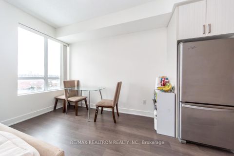 Photo 19 at 624 - 7608 Yonge Street, Yorkhill, Vaughan