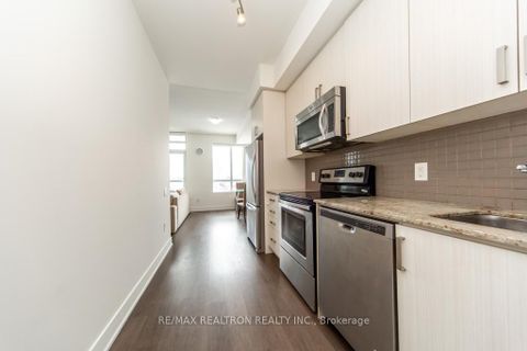 Photo 28 at 624 - 7608 Yonge Street, Yorkhill, Vaughan