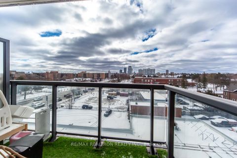 Photo 37 at 624 - 7608 Yonge Street, Yorkhill, Vaughan