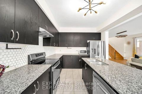 Photo 11 at 108 Durham Avenue, Rural Barrie Southeast, Barrie