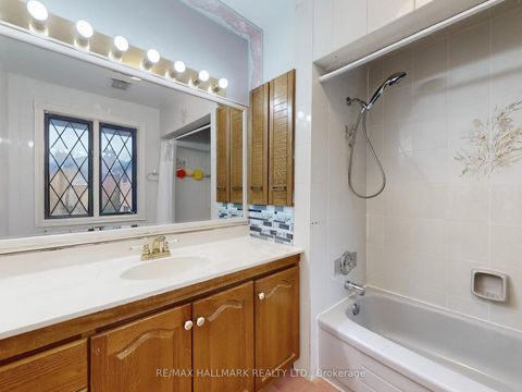 Photo 27 at 95 Pemberton Road, North Richvale, Richmond Hill