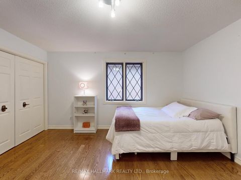 Photo 30 at 95 Pemberton Road, North Richvale, Richmond Hill