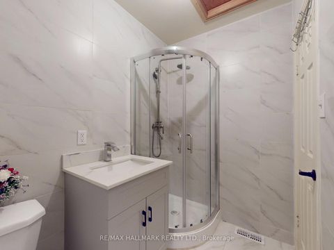 Photo 31 at 95 Pemberton Road, North Richvale, Richmond Hill