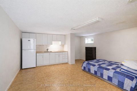 Photo 37 at 95 Pemberton Road, North Richvale, Richmond Hill