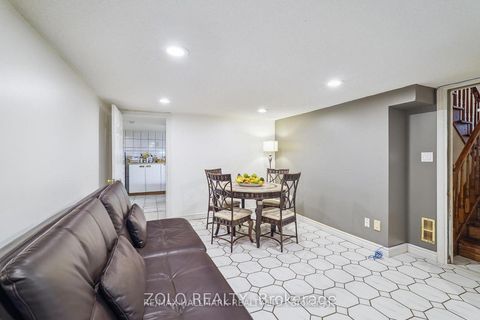 Photo 38 at 95 Pemberton Road, North Richvale, Richmond Hill