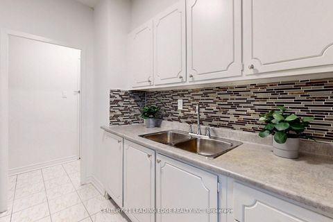 Photo 18 at 1005 - 2245 Eglinton Avenue E, Ionview, Toronto