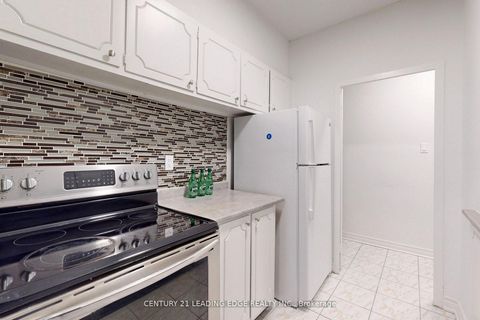 Photo 19 at 1005 - 2245 Eglinton Avenue E, Ionview, Toronto